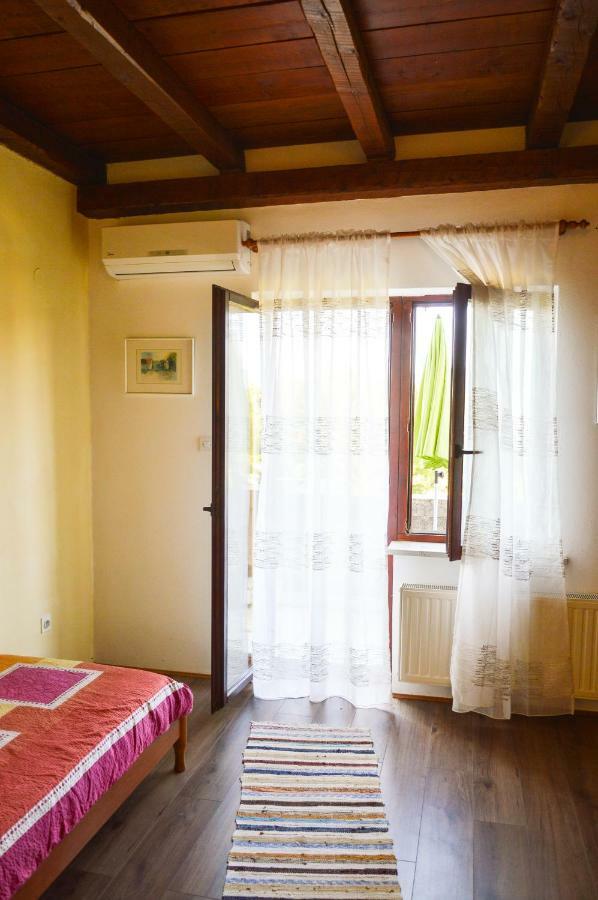 Apartment Zoja Pinezići Dış mekan fotoğraf